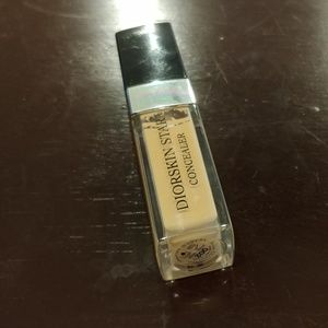 Diorskin Star Concealer